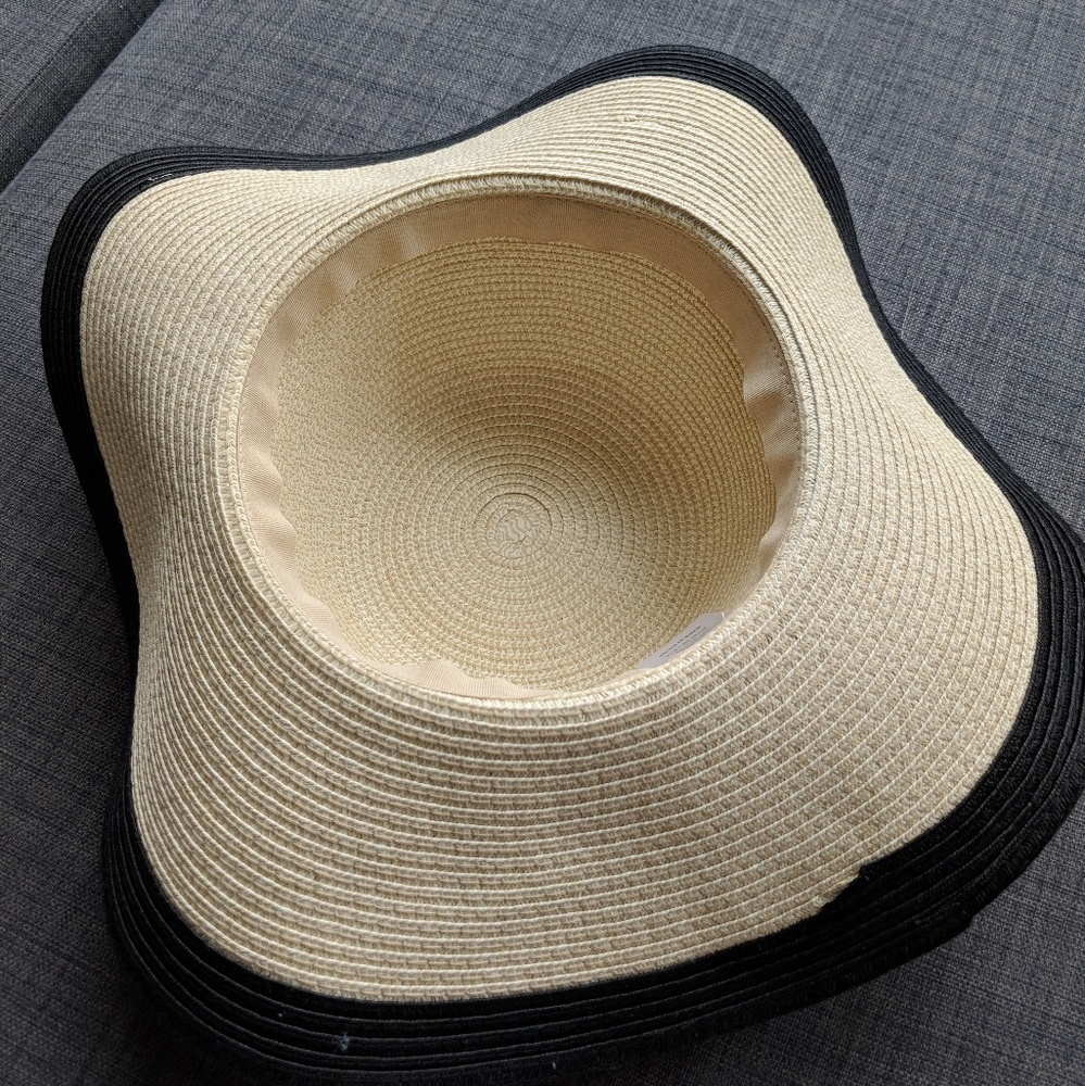 Floppy Hat - Picture 3 of 3